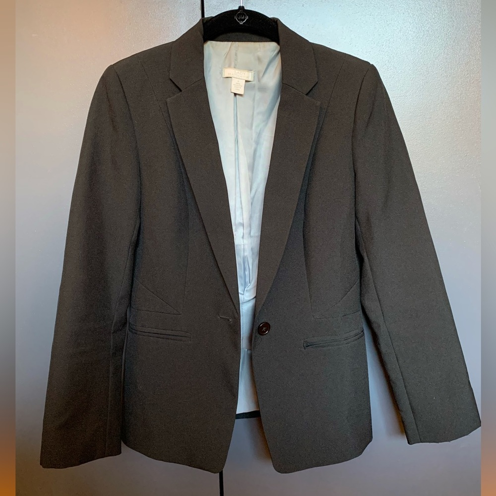 Lady Hathaway black blazer